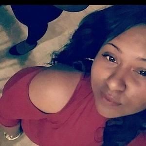 Meet your Posher, Etta